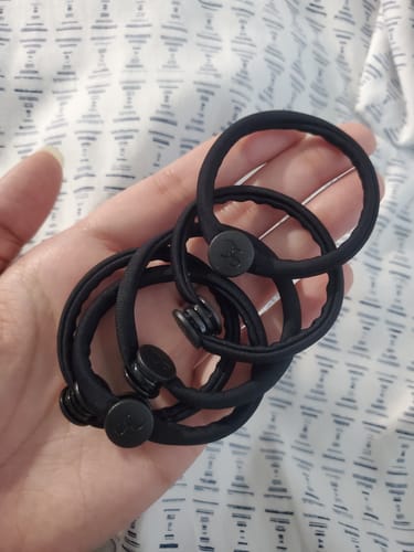 Customer photo review of The Original Snappee™ Hair Ties | Ponytail Holders for Curly Hair