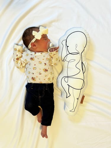 Customer photo review of Birth Pillow Line One