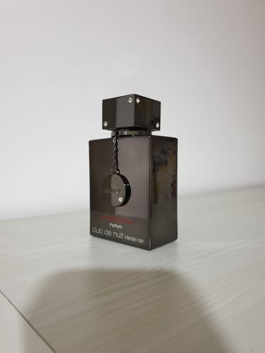 Customer photo review of Armaf Club De Nuit Intense Man Parfum Limited Edition