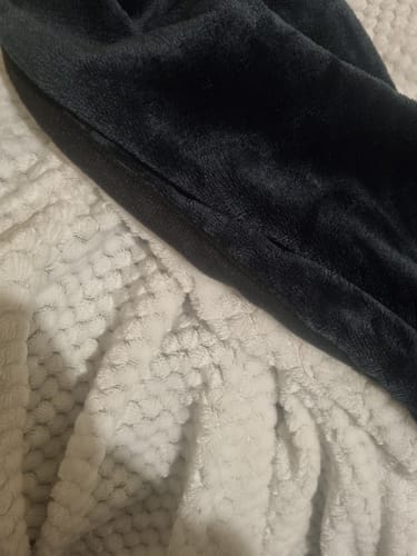 Customer photo review of Waterproof Splash Blanket™️ - Tasmanian Navy Quilted Fleece