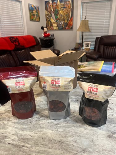 Customer photo review of World's Hottest Peppers 3 Pack