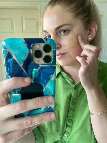 Customer photo review of 40 SPF Natural Face Sunscreen+ Serum BB Cream & Mineral Makeup