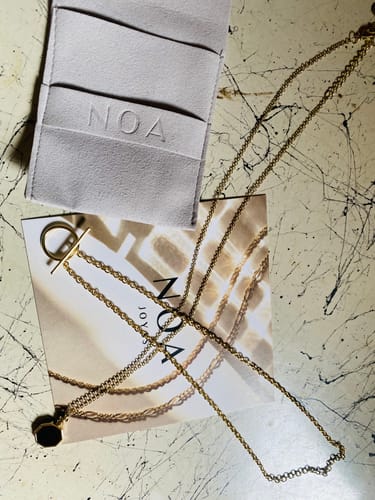 Customer photo review of CHOCKER MALVA BAÑO DE ORO