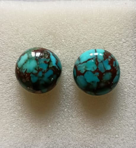 Customer photo review of Egyptian Turquoise 11x11mm 3.60 Carats