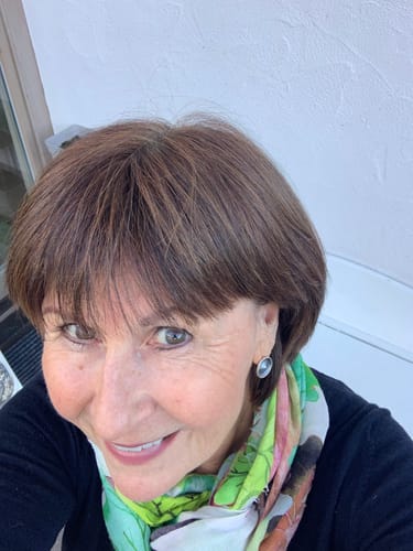 Customer photo review of Festes Shampoo "mild" für normales & feines Haar 40g handgemacht! vegan