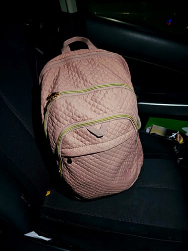 Customer photo review of Bonchemin 15.6 inch Laptop Backpacks