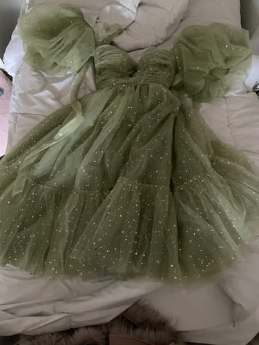 Customer photo review of Sweetheart Tulle Midi Formal Dress with Removable Straps (2 Sets)