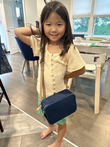 Customer photo review of Chelsea silicone crossbody bag - Navy