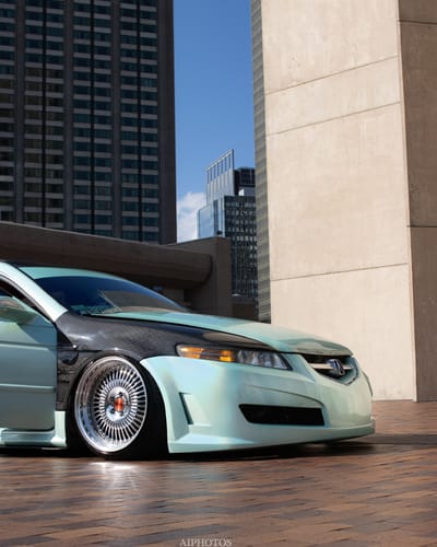 Customer photo review of 2004-2008 Acura TL Vented Carbon Fiber fenders