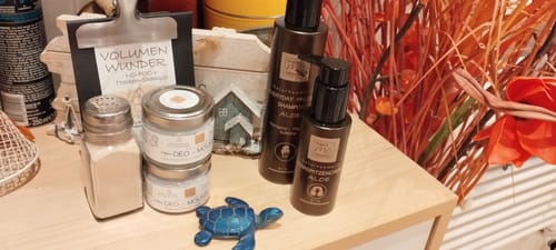 Customer photo review of Spar Set Festes Shampoo 'intensive' 40g + veganes Seifensäckchen