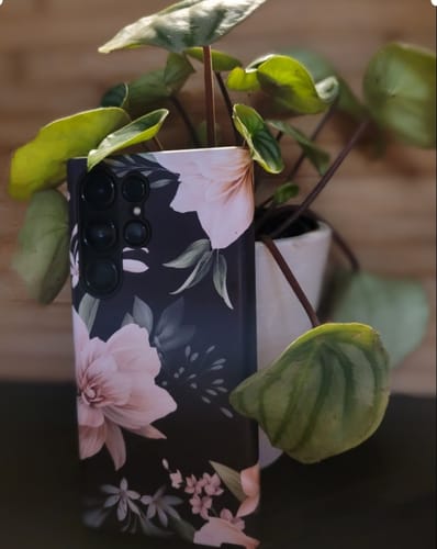 Customer photo review of Peonies Two Floral Phone Case - Black