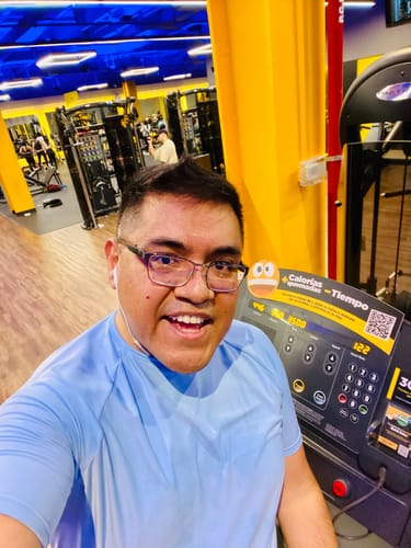 Customer photo review of Training Sport Tee - Sky Blue