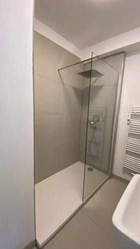 Customer photo review of SONNI Walk In Duschabtrennung Duschwand Nano Klarglas Glasstärke 8mm Breite 70-120cm