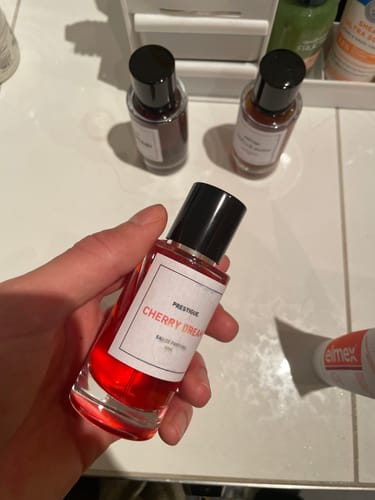Customer photo review of CHERRY DREAM