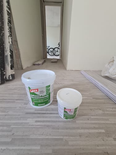 Reseña con foto de un cliente sobre Lanco Adhesivo para Alfombras y Vinílicos (Blanco)