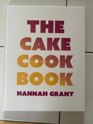 Customer photo review of The Cake Cookbook (Dansk)