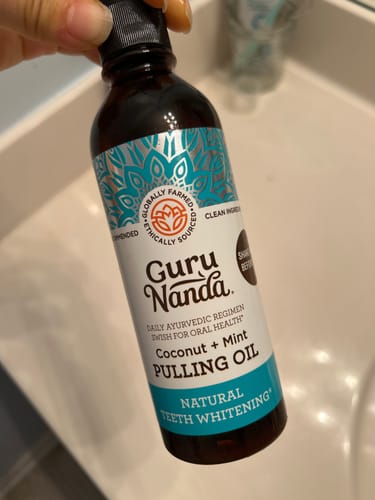 Customer photo review of Cocomint Pulling Oil with 7 Essential Oils & Vitamins D, E & K2 - 1 Pack