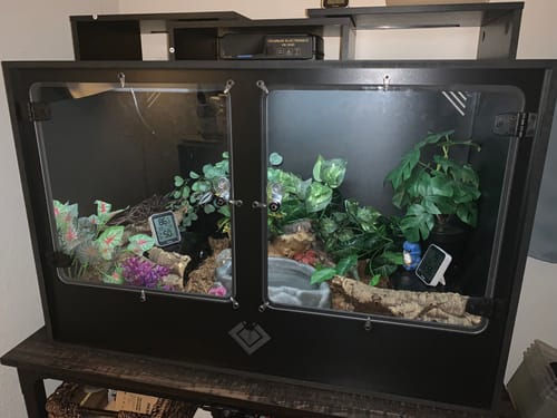 Customer photo review of XT3 36Lx24Dx18H - STACKABLE
