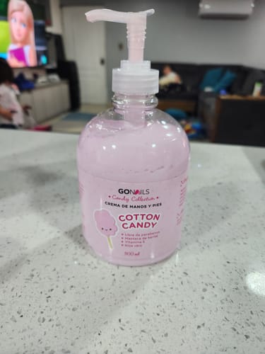 Customer photo review of Crema de Manos y pies Cotton Candy