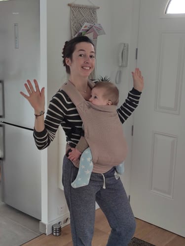 Customer photo review of Taupe Waffle Exquis Baby Carrier