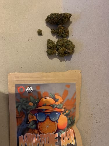 Customer photo review of Mandarine Kush