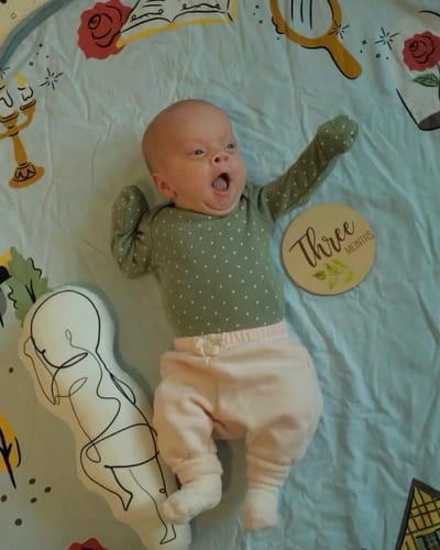 Customer photo review of Birth Pillow Line One