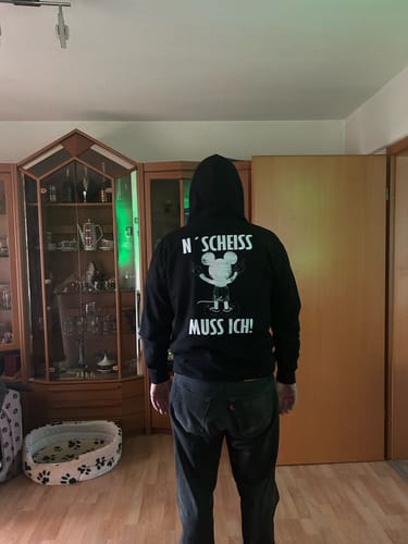 Customer photo review of N´ SCHEISS MUSS ICH Rückendruck Unisex Hoodie