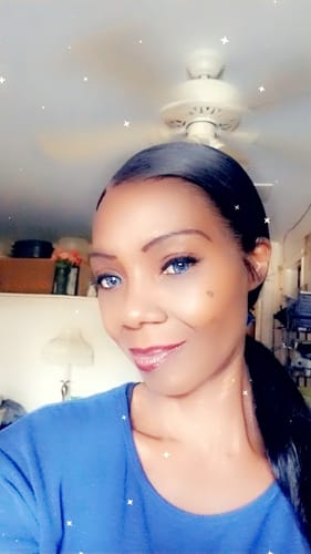 Customer photo review of Lace Glue