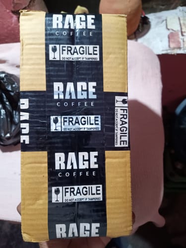 Customer photo review of Creme caramel 50 gms + Vanilla Bubblegum 50 gms + Caffeine Almond Bar Pack of 2 + Frother + Dark Chocolate sachets 10 pcs