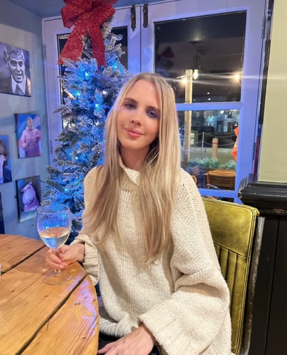 Customer photo review of Invisible Wire Human Hair Extension - Mixed Blonde