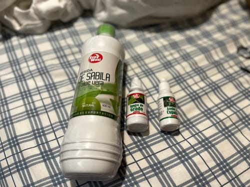 Customer photo review of Pack combate la gastritis - 1 Extracto de Sábila (600 ml) + 1 Aceite de Copaiba (20 ml) + 1 Sangre de Grado (20 ml)