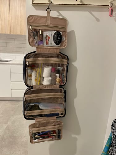 Customer photo review of The Space Saver Bonchemin Hanging Toiletry Bag