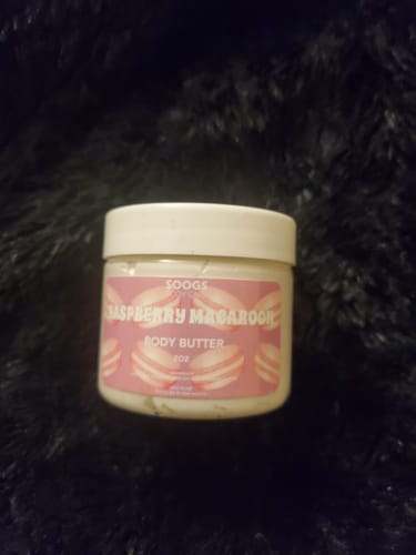 Customer photo review of Raspberry Macaroon | Whipped Shea Body Butter