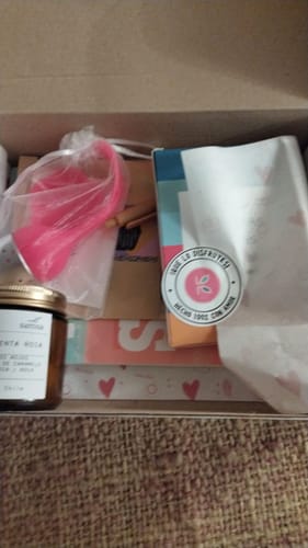 Customer photo review of Caja Dulces Sueños en Seda | Funda, Antifaz y Parches