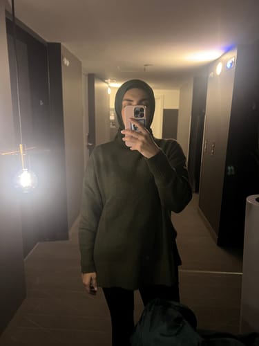 Customer photo review of Hijab Under Cap - Juniper