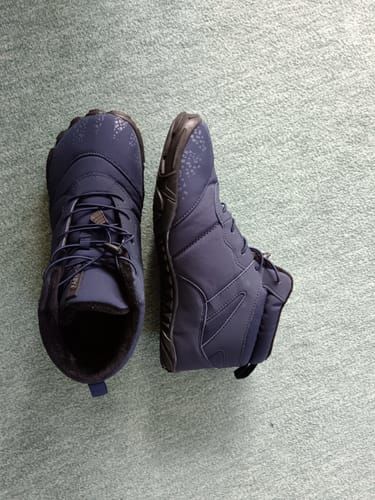 Customer photo review of Vindra Flex - Non-slip & universal winter barefoot shoe (Waterproof)(UK)