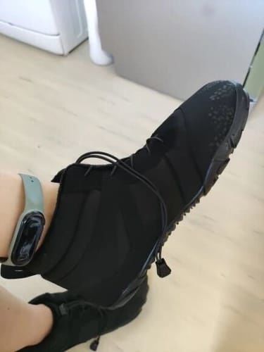 Customer photo review of Vindra Flex - Non-slip & universal winter barefoot shoe (Waterproof)(UK)
