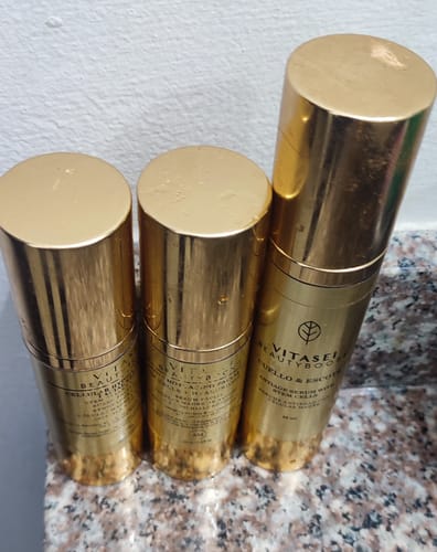 Customer photo review of BEAUTY BOX SERUMS FACIALES CON CÉLULAS MADRE DÍA + NOCHE + CUELLO Y ESCOTE
