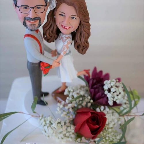 Customer photo review of Huging Wedding Custom Bobbleheads