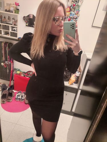 Customer photo review of Abito con maniche a sbuffo