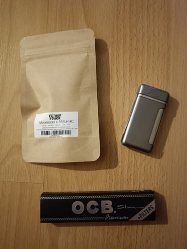 Customer photo review of 🌙 🪨 Moonrocks x 55% HHC