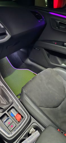 Simon P. review of Auto Fußmatten nach Maß - Komplettset image 2 out of 2