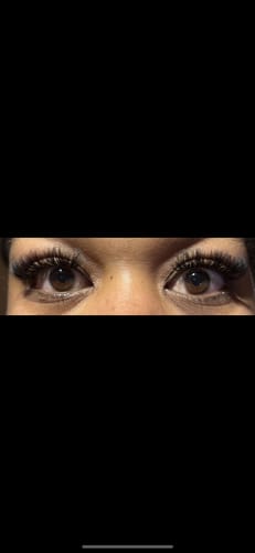 Customer photo review of EASY FAN CAMELLIA LASHES MIXED LENGTH 7-16MM