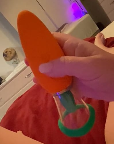 Customer photo review of Carrot Oral Sucker
