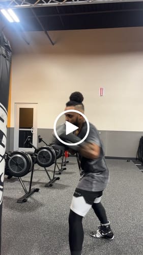 Customer video review of Veni Vidi Vici - VINTAGE TEE