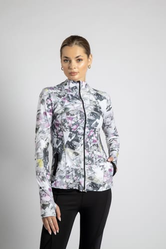 Customer photo review of BOSHAMA Women's Slim Fit Sports Jacket With Thumb Holes