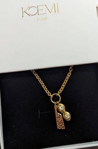 Customer photo review of Nanami Necklace