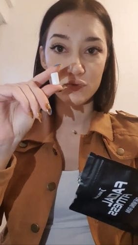 Customer photo review of JAWLINER® Chewing Gum Mint