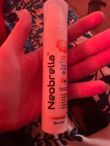 Customer photo review of Neobrella SC (Sebum control gel) (SPF 40 and PA +++)