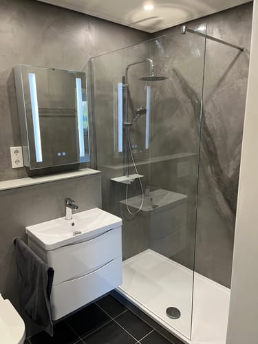 Customer photo review of SONNI Walk In Duschabtrennung Duschwand Nano Klarglas Glasstärke 8mm Breite 70-120cm